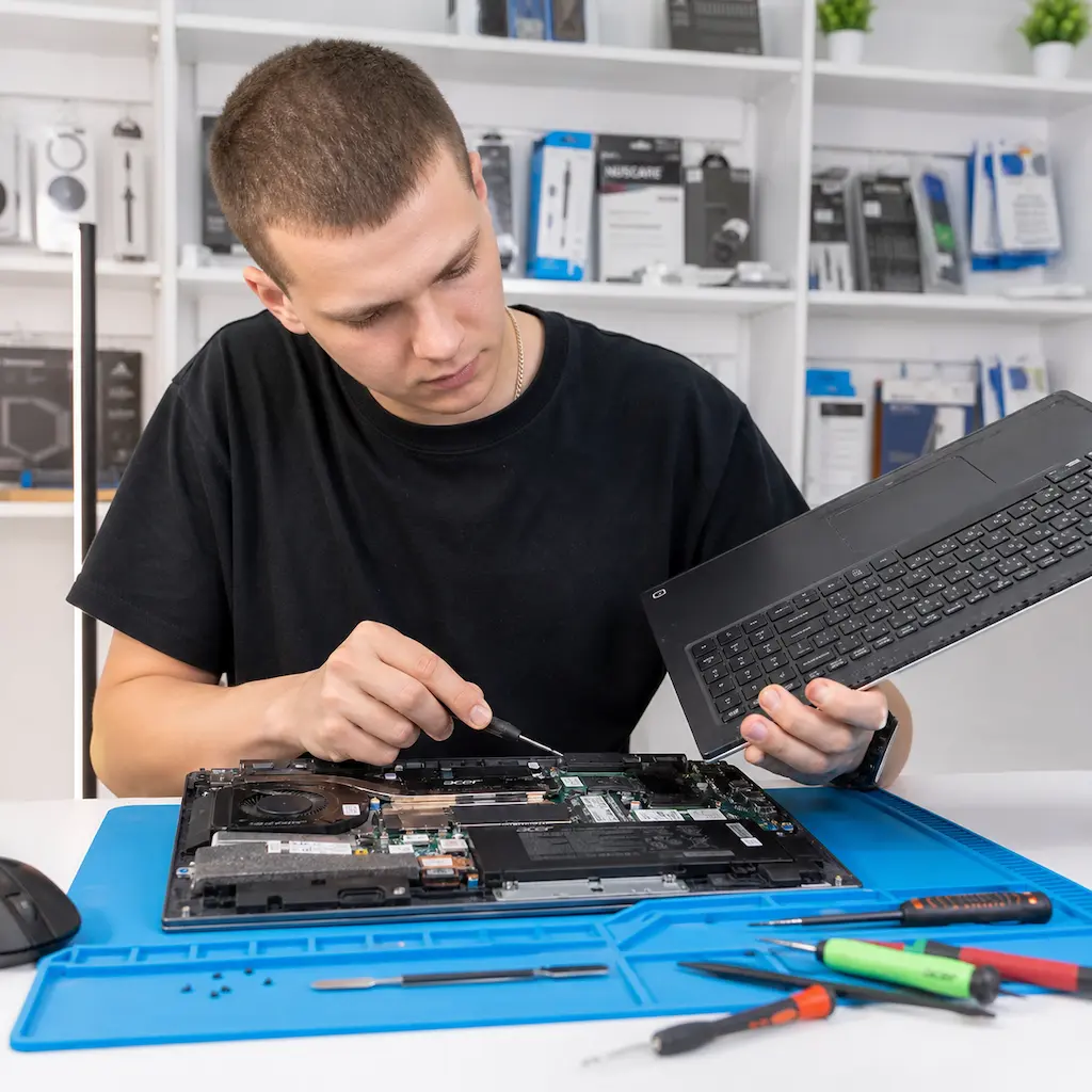 заменить клавиатуру на ноутбуке Acer в Семилуках
